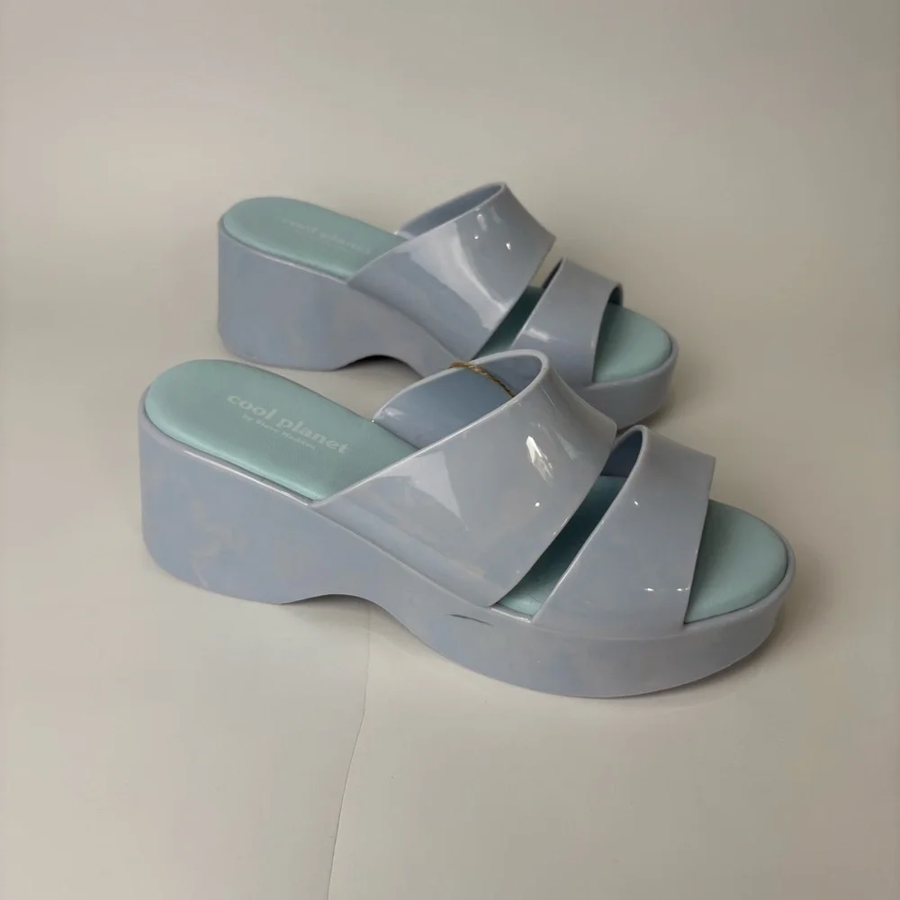 Steve Madden new cool